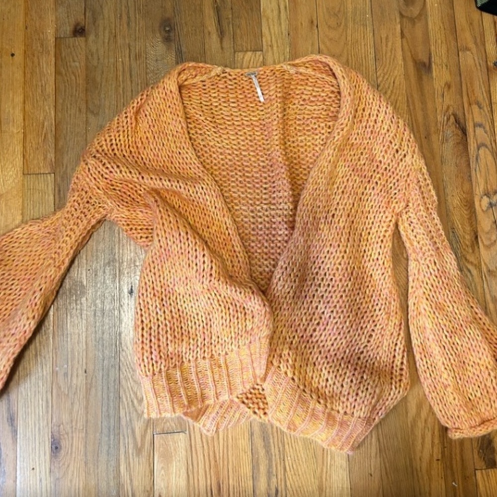 Small Free People knit cardigan